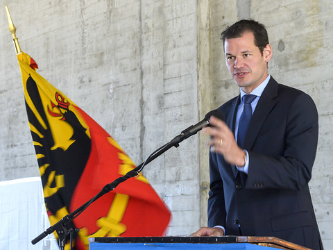 Maudet veut une plateforme nationale contre la violence aux femmes