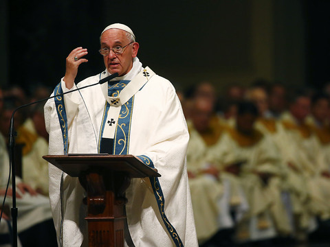 Le pape adresse une lettre aux catholiques du monde entier