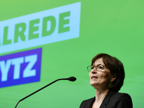Les Verts contre l'initiative sur les juges étrangers