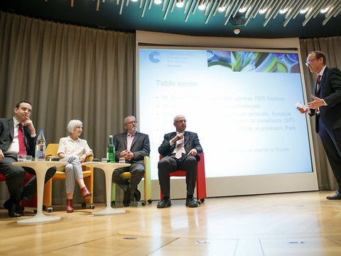Pierre Ruetschi quitte son poste de rédacteur en chef de la Tribune