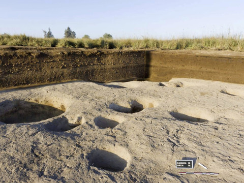 Site néolithique découvert par une mission franco-égyptienne en Egypte
