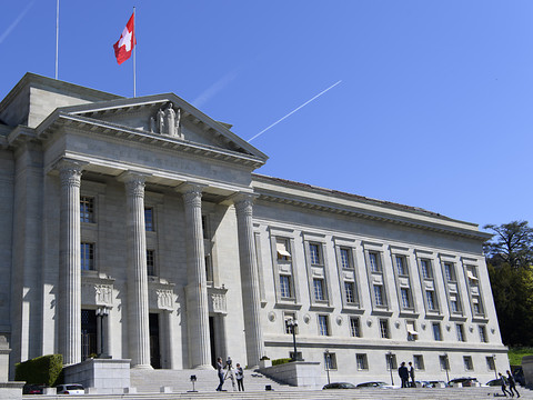 Détention préventive prolongée après l'incendie de Frütigen (BE)