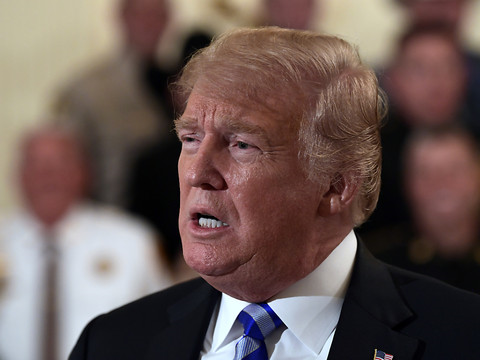 Le New York Times publie une tribune anonyme explosive visant Trump