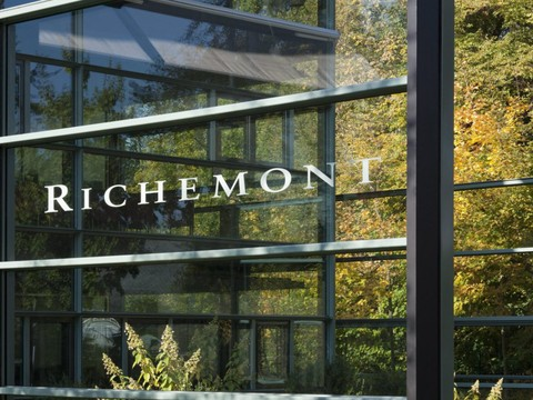 Richemont dépasse les attentes après cinq mois, nouveau patron