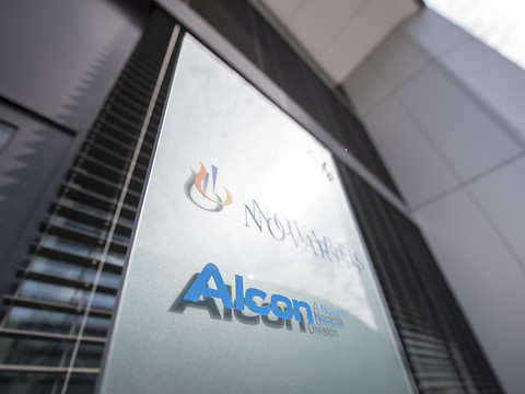 Alcon établira son siège mondial à Genève