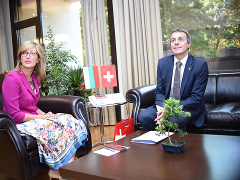 Cassis visite un projet de formation professionnelle en Bulgarie