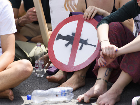 La Coalition contre les exportations d'armes réunit 25'000 paraphes