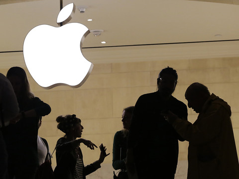 Après l'iPhone à 1000 dollars Apple présente sa nouvelle collection