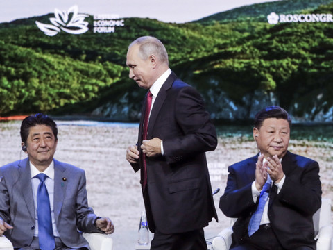 Poutine propose un traité de paix avec le Japon pour cette année