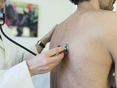 Premières mesures concrètes pour endiguer la hausse