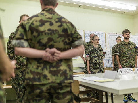 Les hautes écoles de Lausanne et Fribourg n'accordent pas d'équivalences aux cadres de l'armée