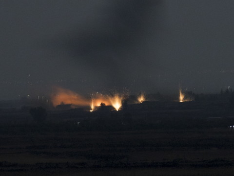 Un avion russe avec 14 militaires disparaît des radars en Syrie