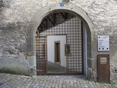 Fribourg: procès en appel pour l'homme qui a étranglé son épouse