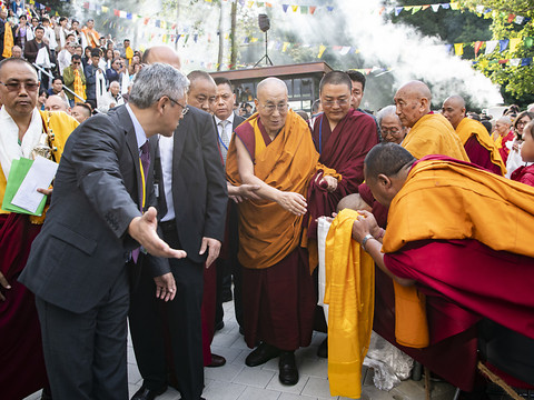 Le dalaï-lama accueilli à l'Institut tibétain de Rikon (ZH)