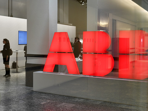 ABB décroche un contrat de 330 millions de dollars en Asie centrale