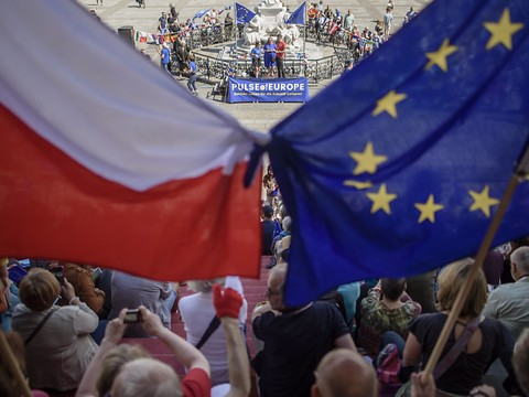 L'Union européenne porte plainte contre la Pologne devant la CJUE