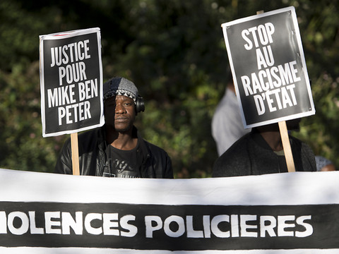300 personnes à Lausanne contre les violences policières