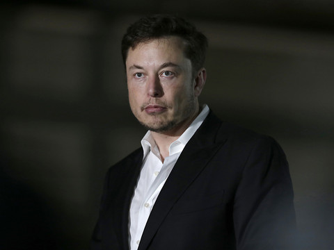 Musk quitte son poste de président de Tesla mais reste directeur