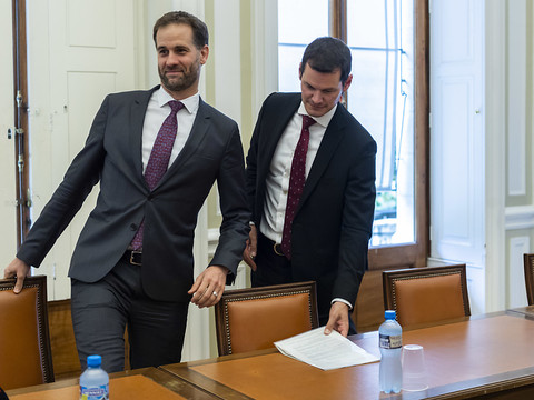 Le président du gouvernement genevois lâche Pierre Maudet