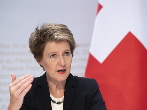 Sommaruga pour l'élection de deux femmes au Conseil fédéral