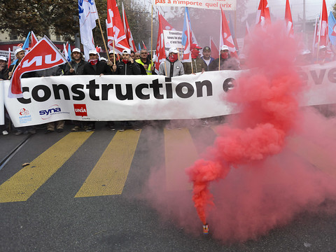 Le torchon brûle entre maçons et entrepreneurs