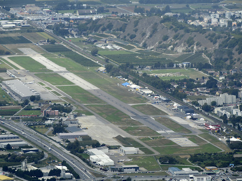 L'avenir de l'aéroport de Sion passe par une gestion privée
