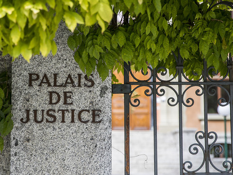 Un pédophile conteste son internement en Valais