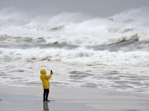 L'oeil de l'ouragan Michael frappe le littoral de Floride