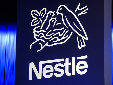 Nestlé a vu ses ventes progresser sur 9 mois, objectifs confirmés