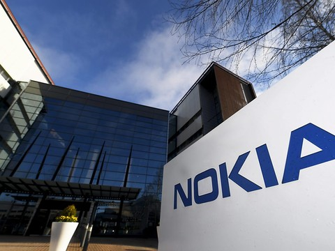Nokia réduit sa perte nette au troisième trimestre