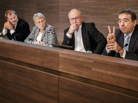 Clarifications après l'affaire Broulis