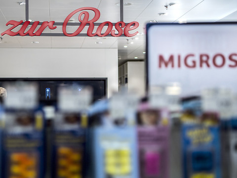 Zur Rose ouvre une 3e pharmacie intégrée dans Migros à Zurich