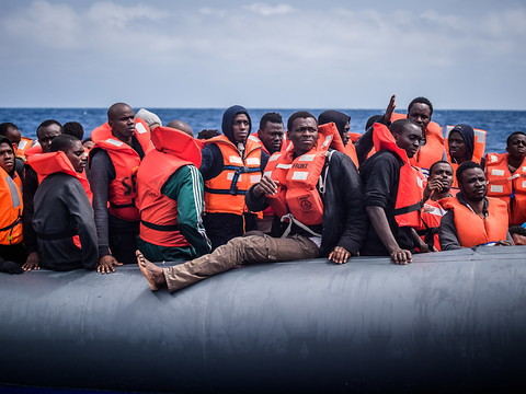 La Suisse devrait signer le pacte de l'ONU, selon une commission