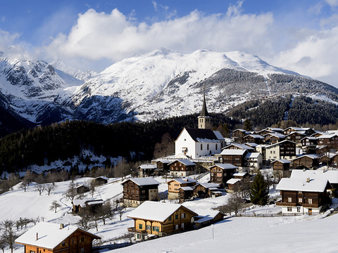 Des communes valaisannes doivent revoir leur taxe de séjour