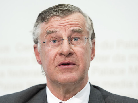 Frederik Paulsen regrette et dénonce le 