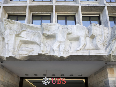 UBS dans la tourmente boursière après ses déboires judiciaires