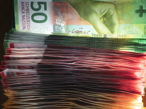 Une commission limite les coupes dans le budget de la Confédération