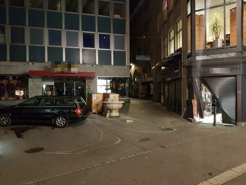 Une bijouterie attaquée à la voiture-bélier à St-Gall