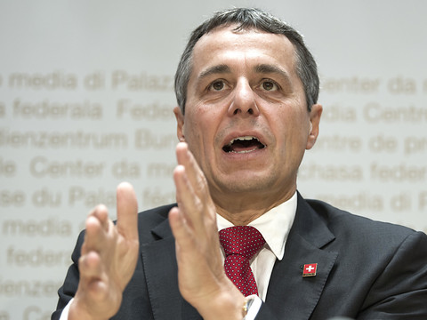 La Suisse sursoit à la signature du Pacte sur les migrations