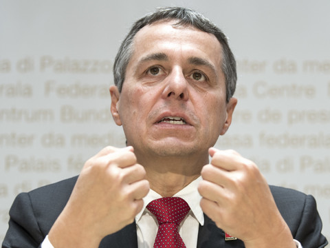 Espionnage: Cassis rencontrera Lavrov mercredi à Genève
