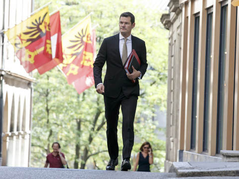 Pierre Maudet rencontre la présidente du PLR Suisse à Berne