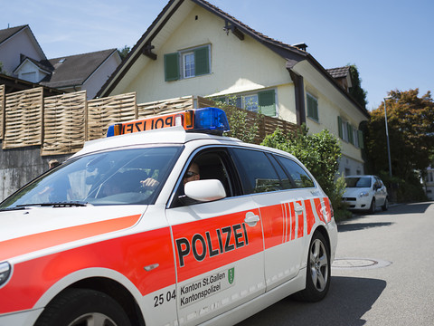Mort d'un bébé à Staad (SG): la défense demande d'acquittement