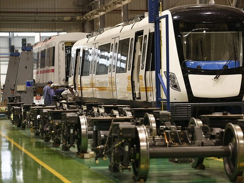Chine: l'activité manufacturière atteint un seuil critique
