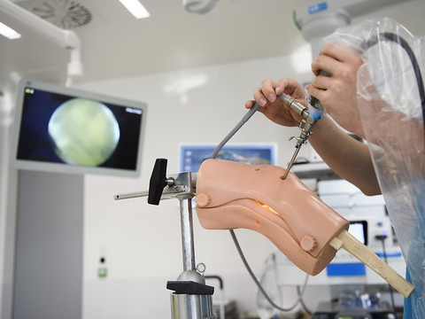 Les honoraires de l'orthopédistes étaient trop élevés