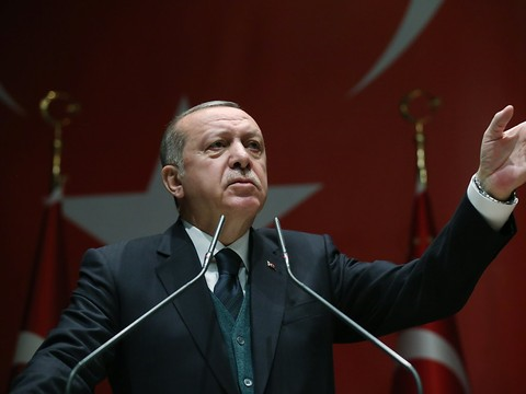 Erdogan annonce une offensive contre les milices kurdes en Syrie