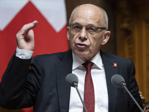La France payera son dû avant la fin de l'année