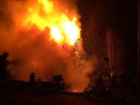 Un chien et des perroquets meurent dans les flammes à Plasselb FR