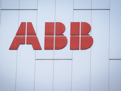 ABB cède le contrôle de sa division Réseaux au japonais Hitachi