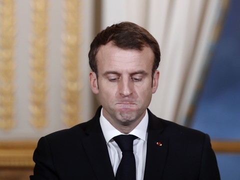 La popularité du président français Emmanuel Macron est au plus bas