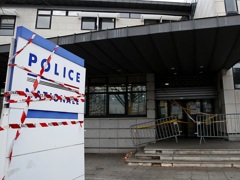 Accord entre le gouvernement français et des syndicats de la police
